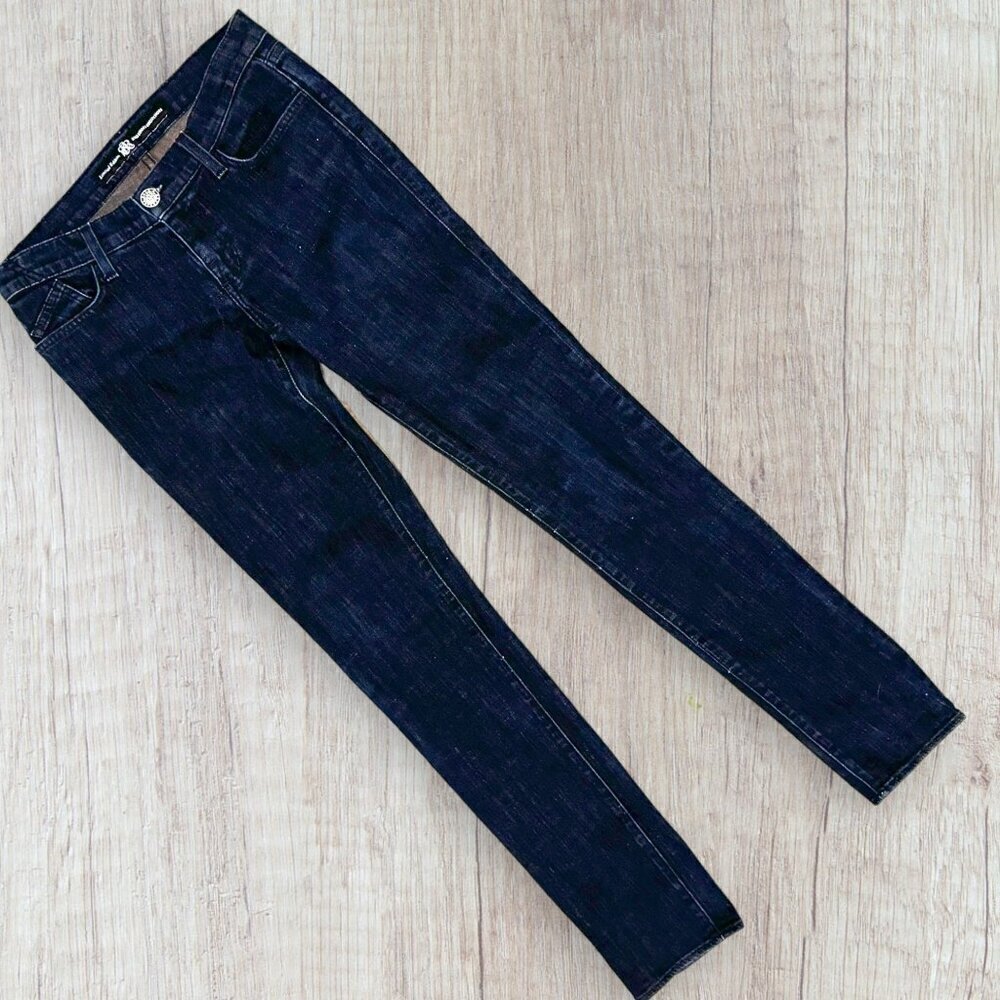 ROCK & REPUBLIC Berlin Dark Denim Limited Edition Recession Collection Jeans 28